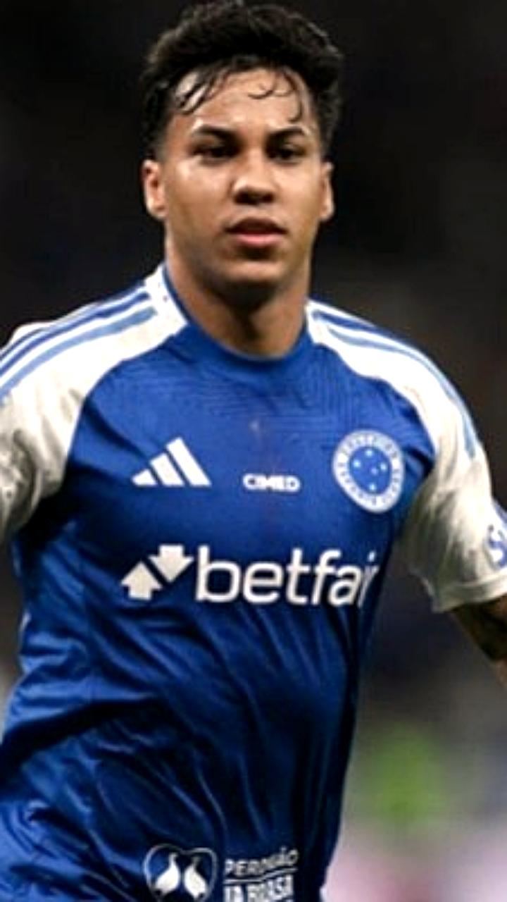 Зенит готов заплатить 30 миллионов евро за бразильского нападающего Кайо Жорже