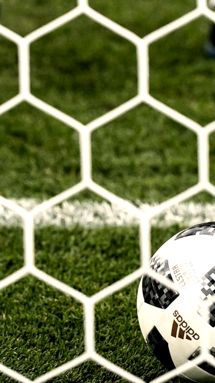 Зенит одержал победу над Акроном и вышел в лидеры РПЛ