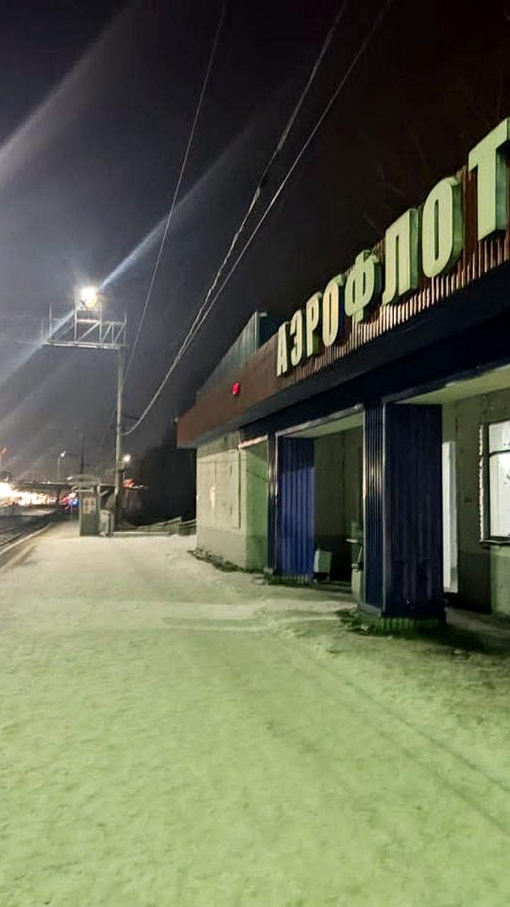 Трагический инцидент на станции Студенческая: электропоезд сбил женщину