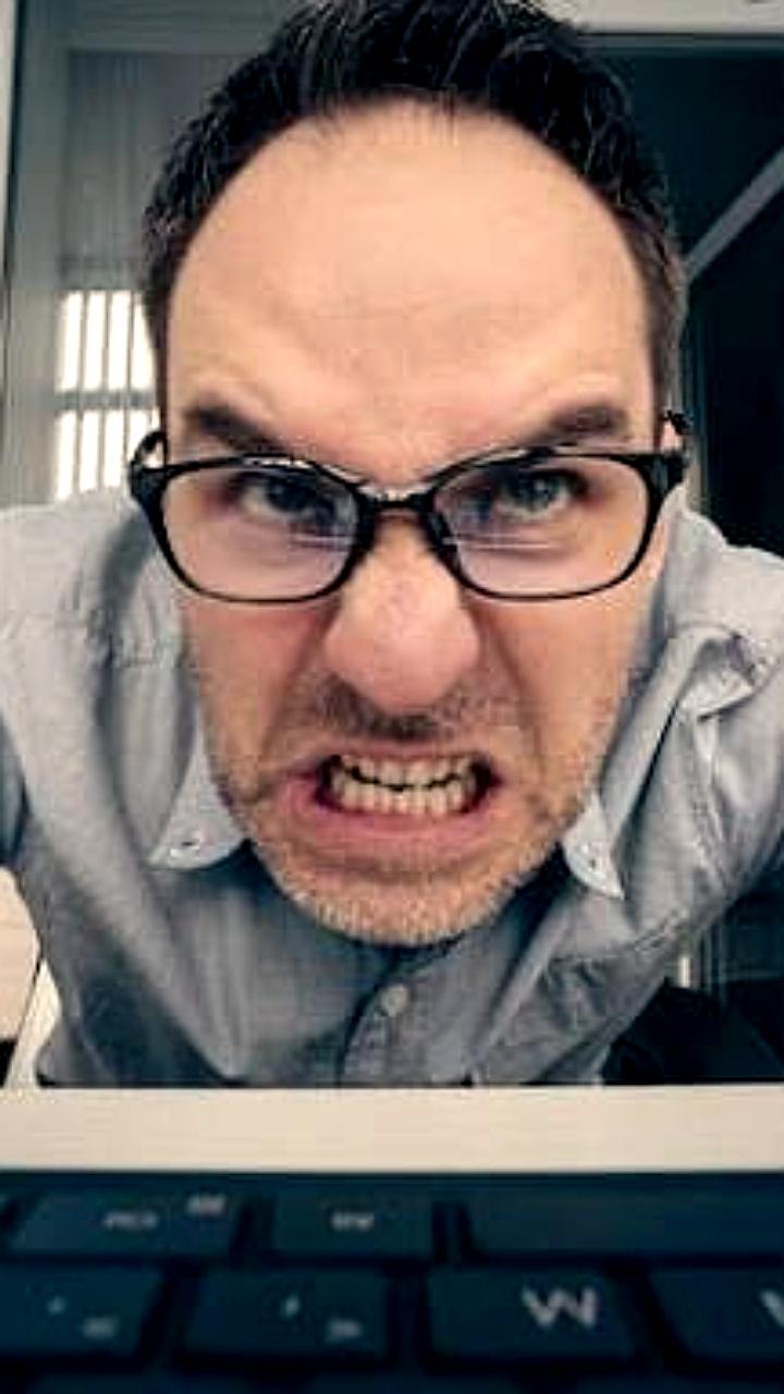 Владивостокская жительница оштрафована за комментарий, разжигающий ненависть к мигрантам