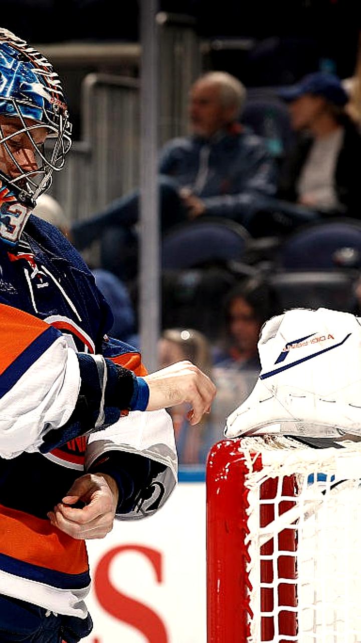 Нью Йорк Айлендерс одерживает победу над Тампа Бэй Лайтнинг, Кучеров и Василевский отсутствуют