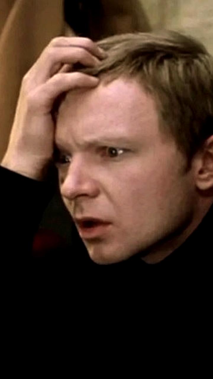 Снижение потребления алкоголя в России продолжается восьмой месяц