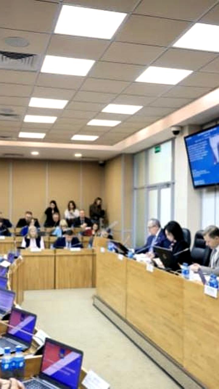 Приморье сокращает бюджет на социальные программы на 3 миллиарда рублей