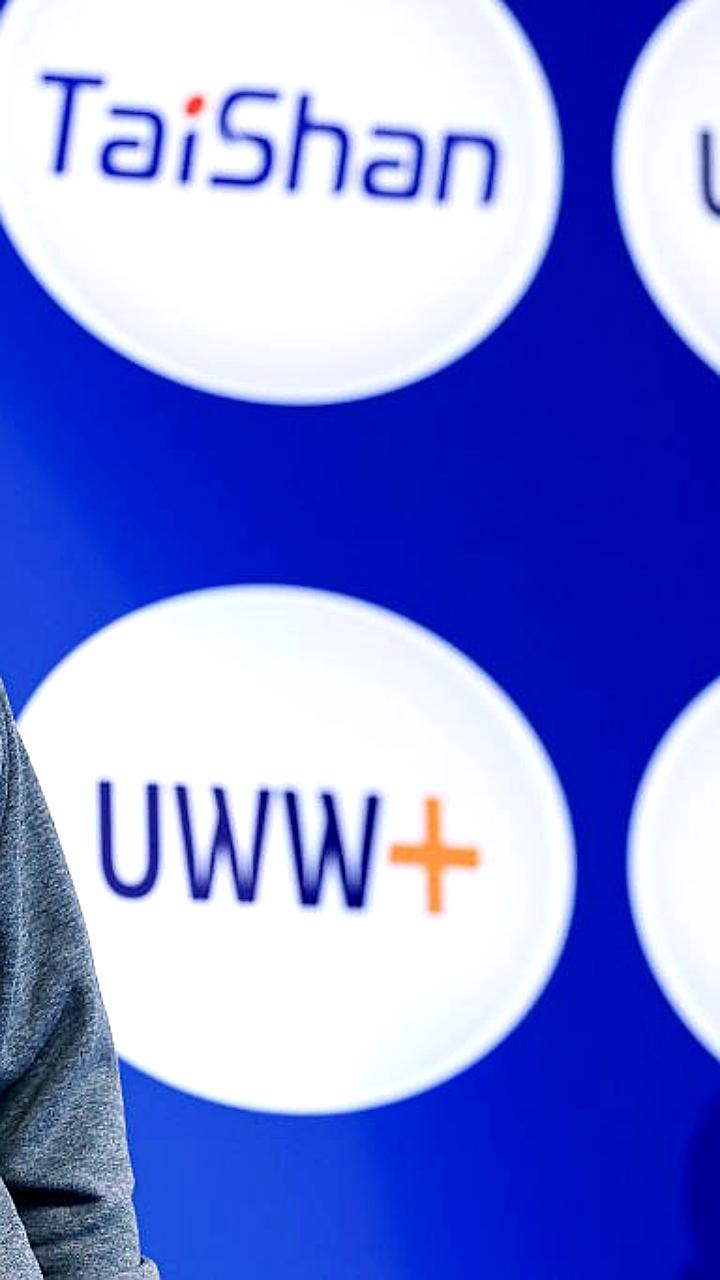 Заур Угуев номинирован на звание борца года среди вольников