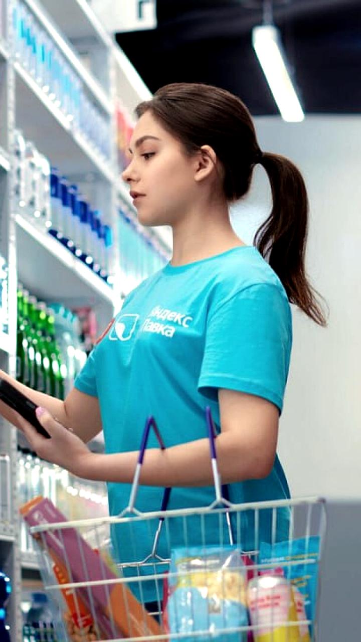 Яндекс Лавка запускает голосовое управление для ИИ ассистента