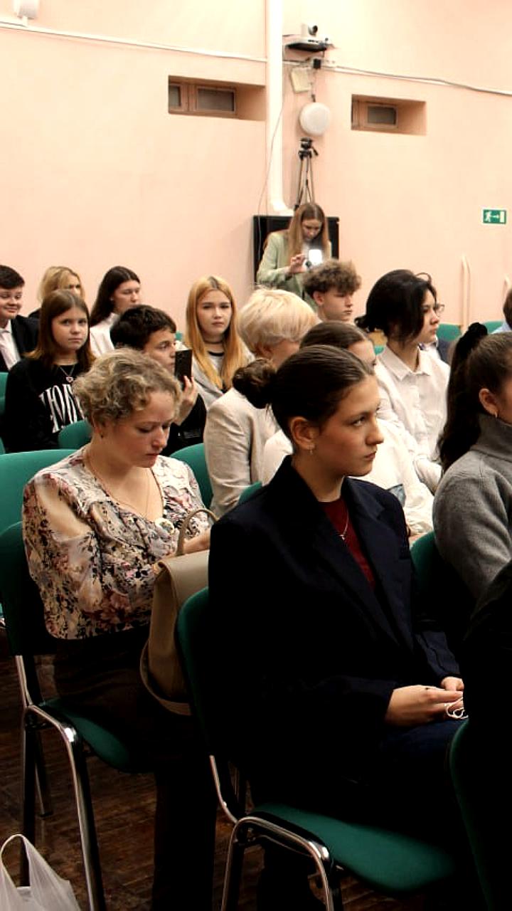 Учащиеся представили исследования и творческие работы на конференции и конкурсе экологии