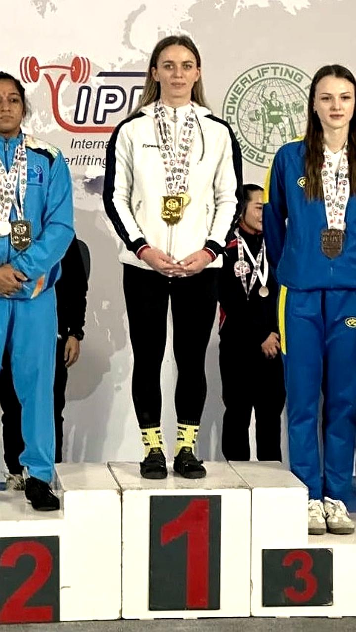 Даниела Колесник из Хакасии установила мировой рекорд на чемпионате Азии по пауэрлифтингу в Стамбуле