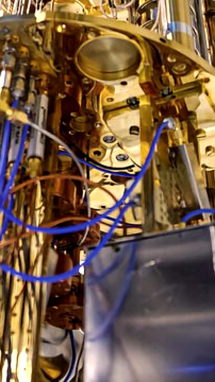 Российские ученые запускают облачный доступ к квантовым процессорам Bauman Octillion