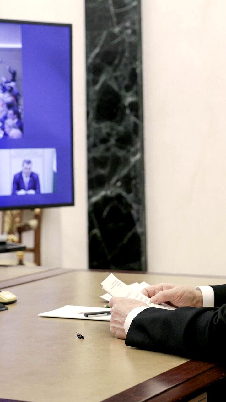 Путин призывает контролировать рост тарифов ЖКХ