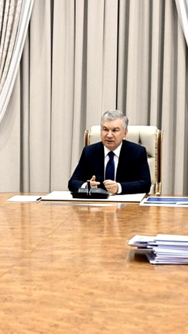 Президент Узбекистана обсудил снижение бедности и занятости населения
