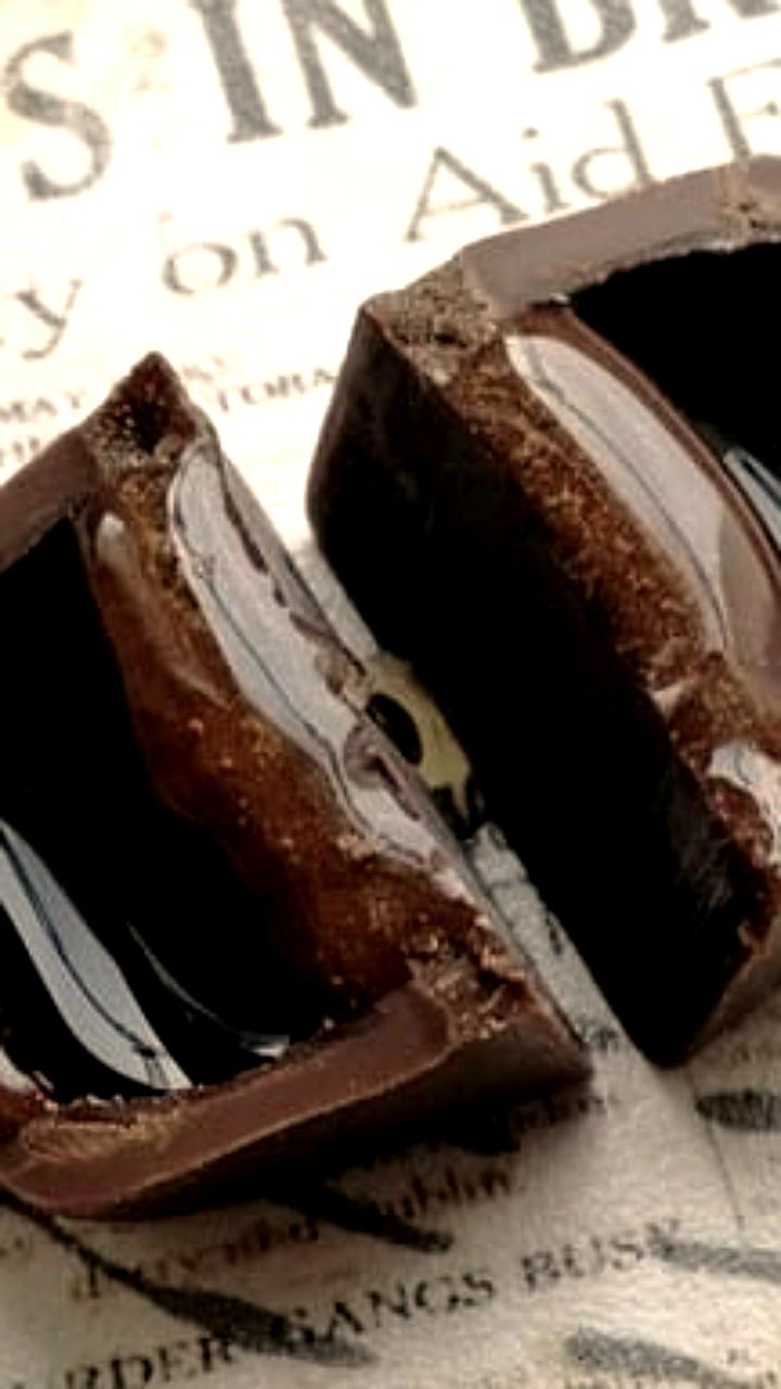 Госдума требует ответственности маркетплейсов за продажу алкогольных конфет