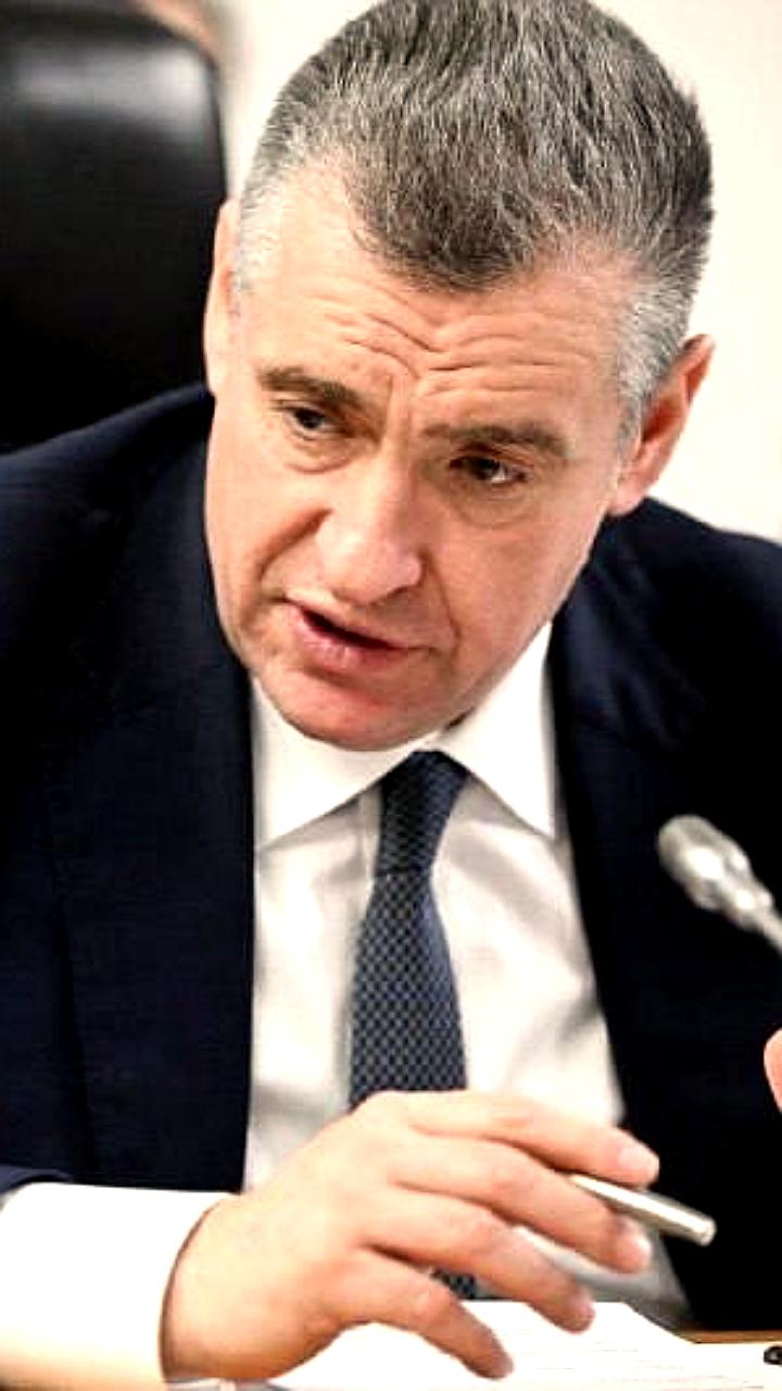 ЛДПР предлагает обязательное страхование риелторов для защиты покупателей жилья