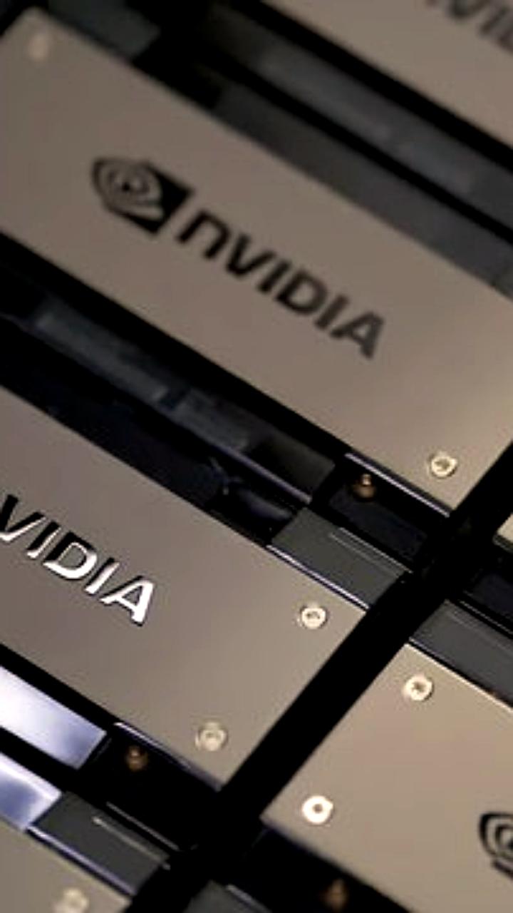 В США задержаны подозреваемые в контрабанде ИИ чипов NVIDIA в Китай на 160 млн долларов