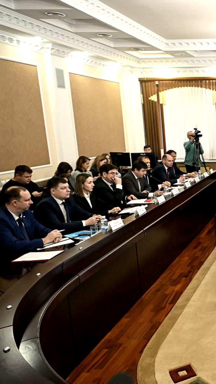 Екатеринбург обновит парк общественного транспорта: закупка 50 трамваев и троллейбусов