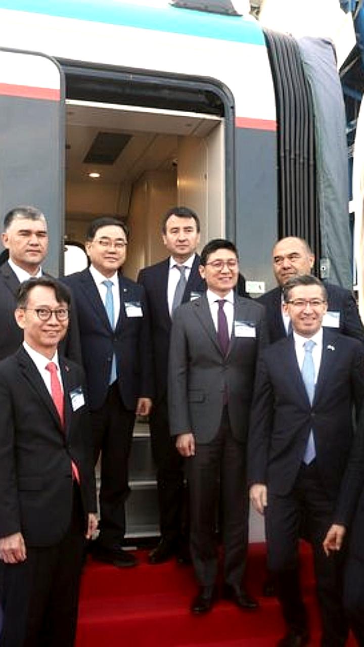 Hyundai Rotem отправила первый высокоскоростной поезд в Узбекистан