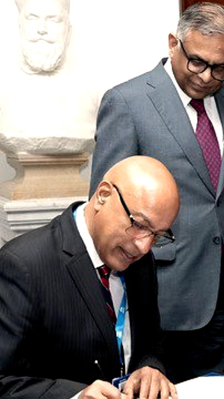 Intel и Tata Electronics запускают первую фабрику чипов в Индии