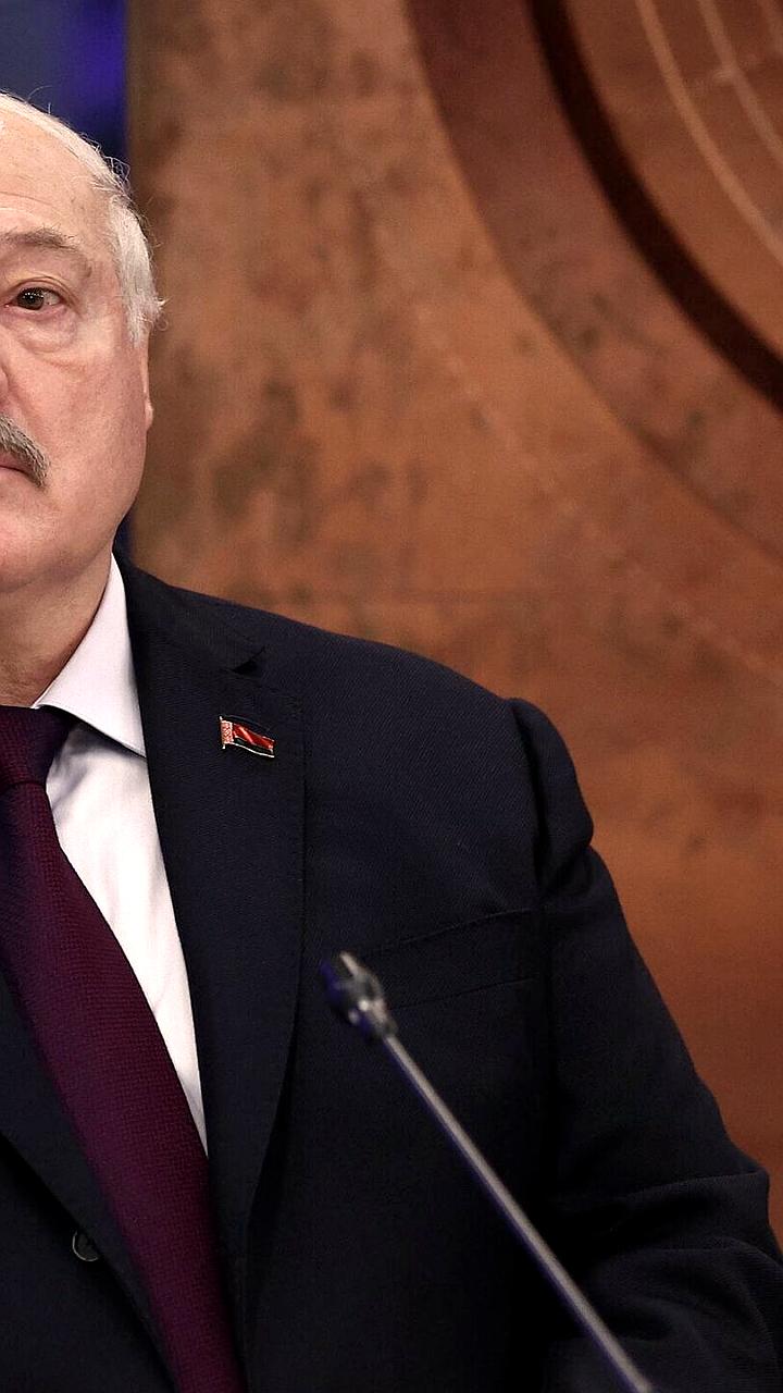 Лукашенко призывает Литву к переговорам по ситуации с грузовиками