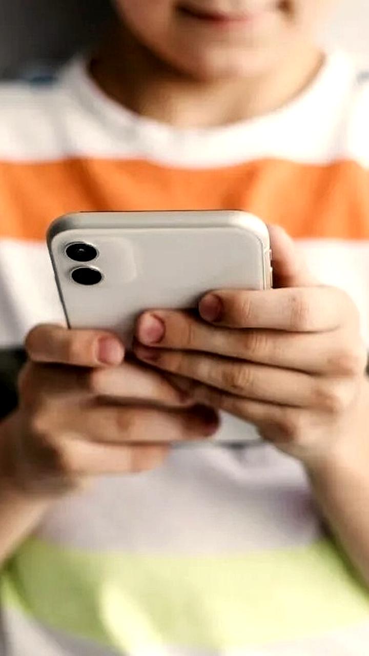 Полицейские призывают родителей обучить детей финансовой грамотности и безопасности в интернете