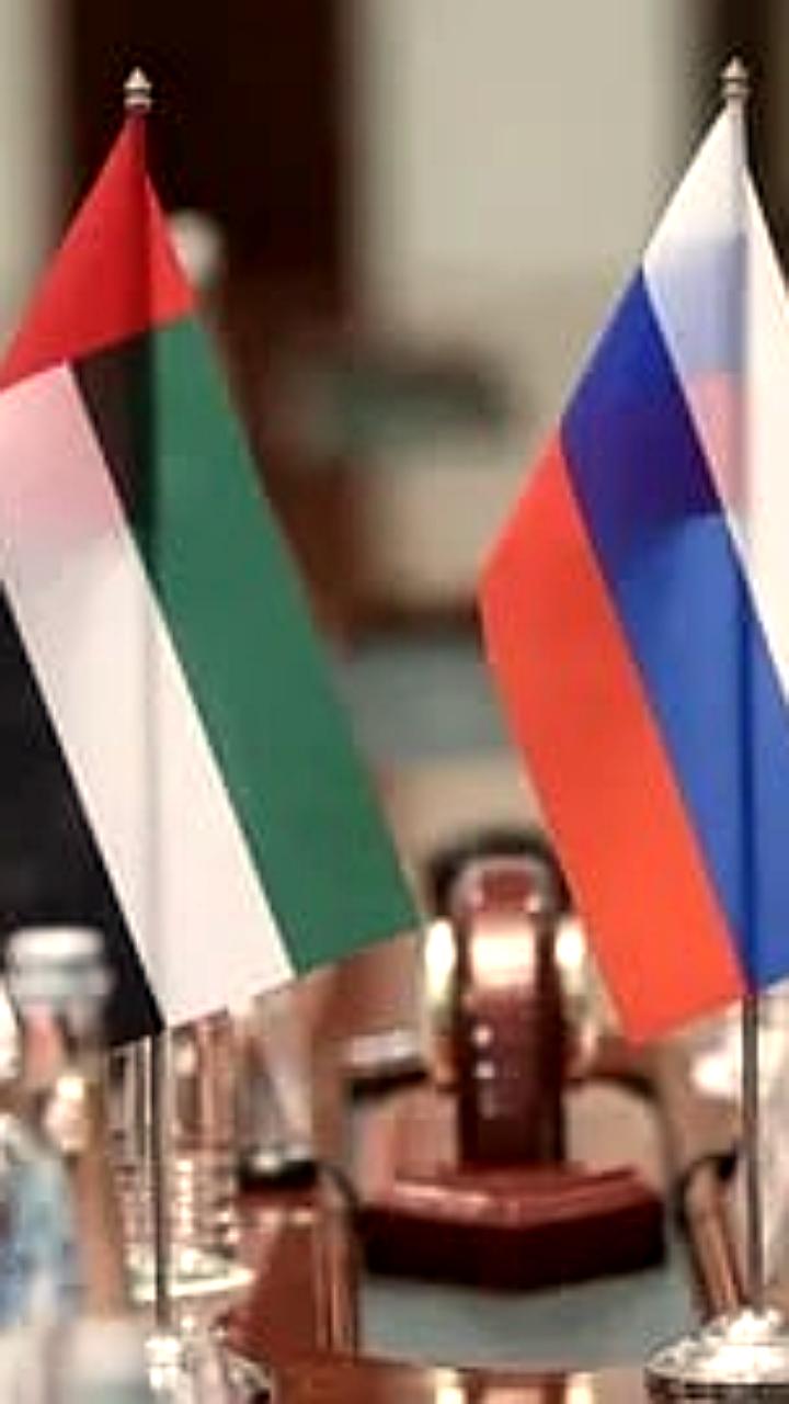 Россия и ОАЭ обсуждают новые технологии расчетов для туристов