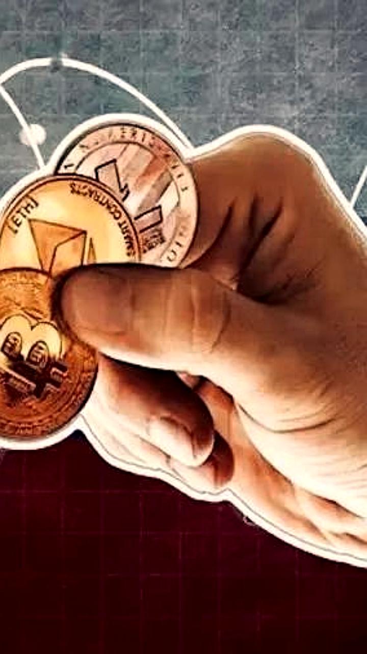 Слуцкий предлагает легализацию криптовалюты в России для обеспечения финансовой прозрачности