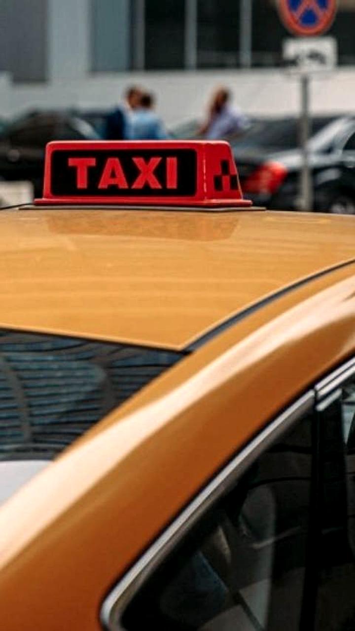 Водители такси в России, Беларуси и Казахстане объявили забастовку 15 декабря из-за низких тарифов