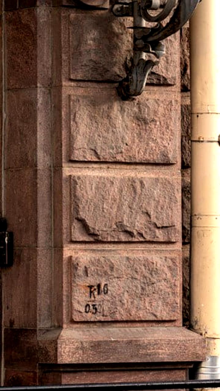 Госдума предлагает жильцам право выбора заведений в многоэтажках