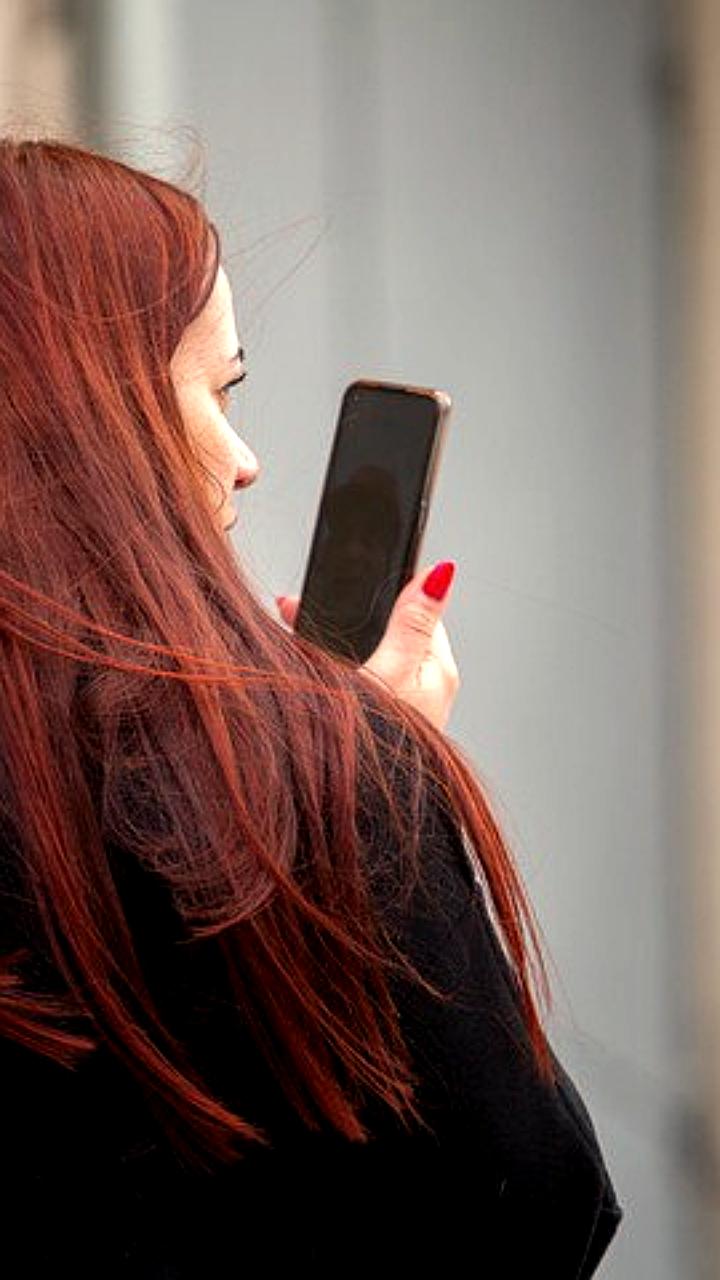 Жительницу Татарстана оштрафовали за нецензурные выражения в родительском чате