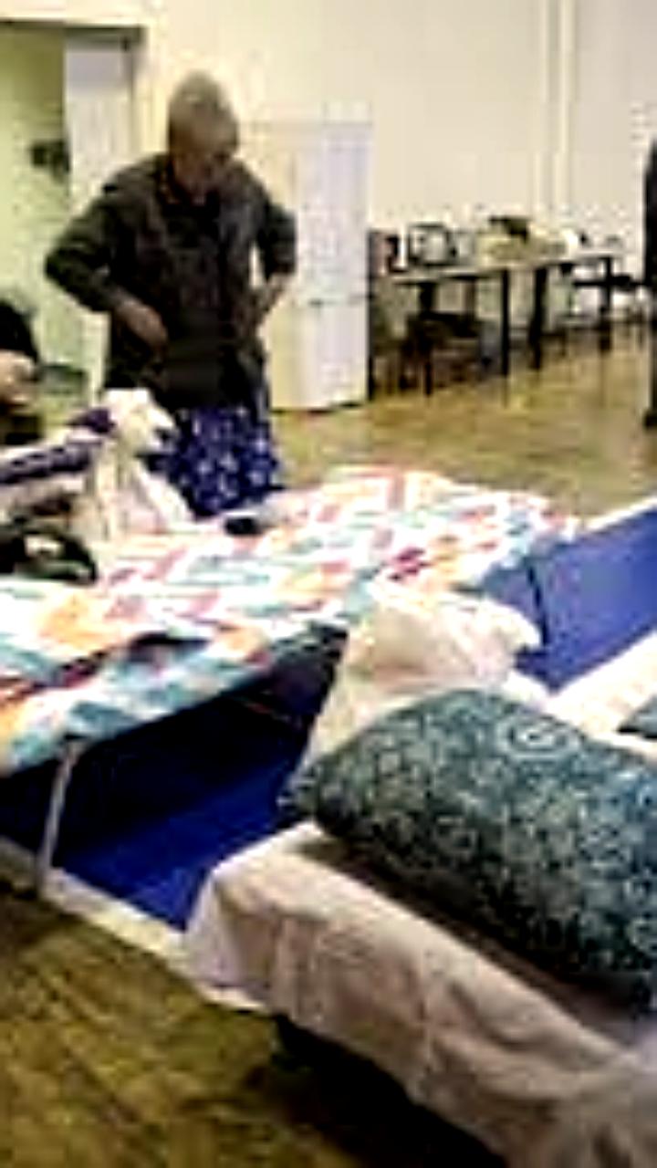 Волгоградские учебные заведения собирают раскладушки для временного размещения пострадавших от атак БПЛА