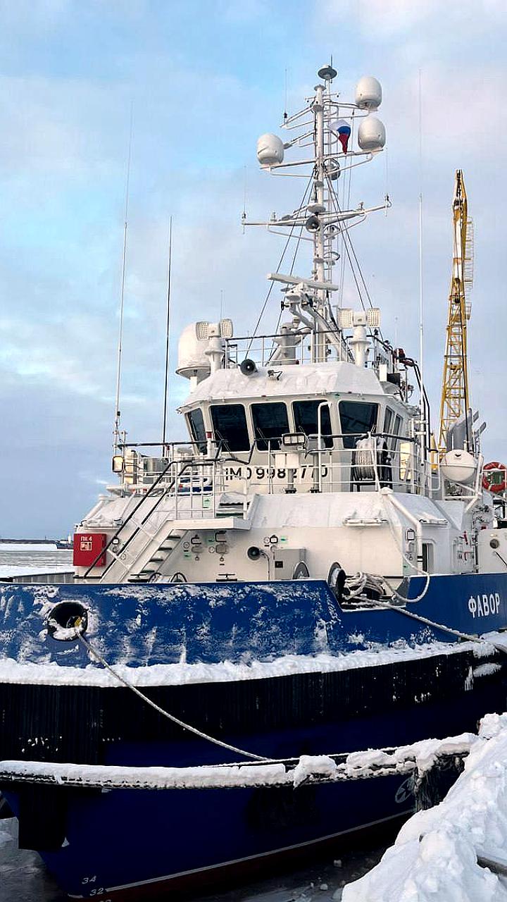 В Архангельске принят в эксплуатацию арктический буксир спасатель Фавор