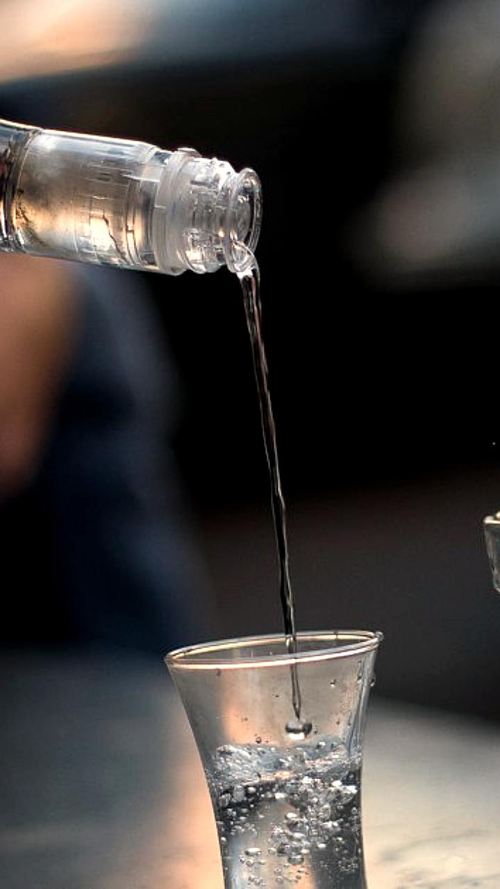 Депутаты Госдумы против онлайн продажи алкоголя и табака с использованием биометрии