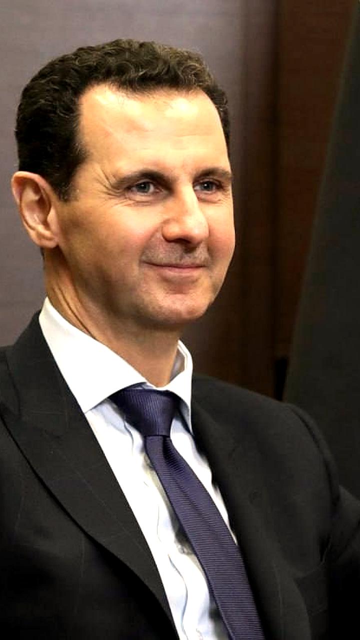 Башар Асад возвращается к медицине, изучая офтальмологию в Москве