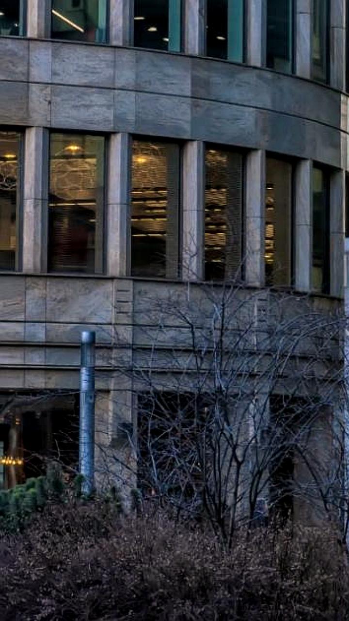 Топ-10 крупнейших сделок с недвижимостью в России за 2025 год