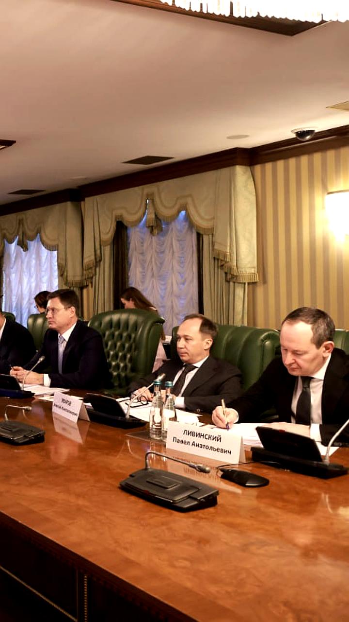 Александр Новак обсудил ситуацию на рынке нефтепродуктов и меры по оптимизации поставок