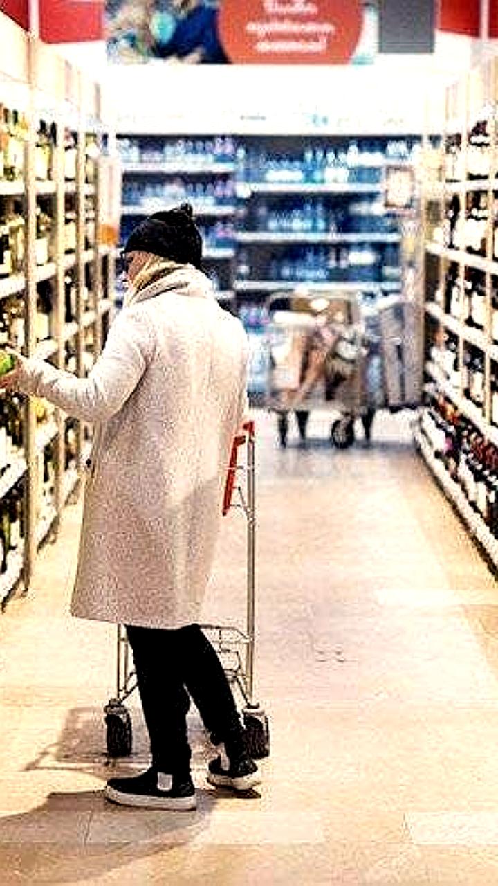 Снижение продаж алкоголя в России: падение спроса и рост цен