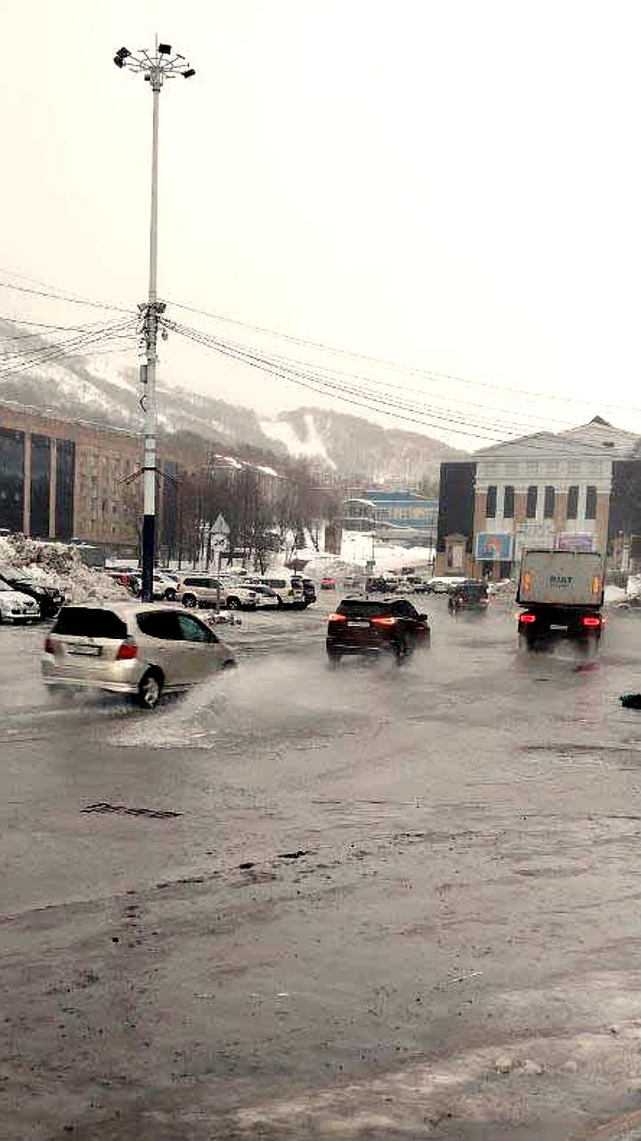 Губернатор Камчатского края рекомендует сократить рабочий день из-за неблагоприятной погоды