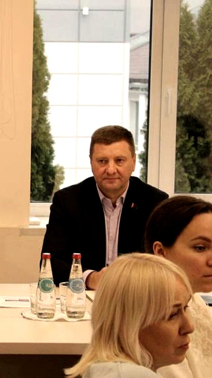 В Гомеле открытие новогоднего сезона с продукцией фабрики Прогресс