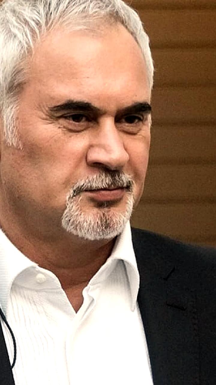 В Кыргызстане отменен концерт Валерия Меладзе из-за политических рисков