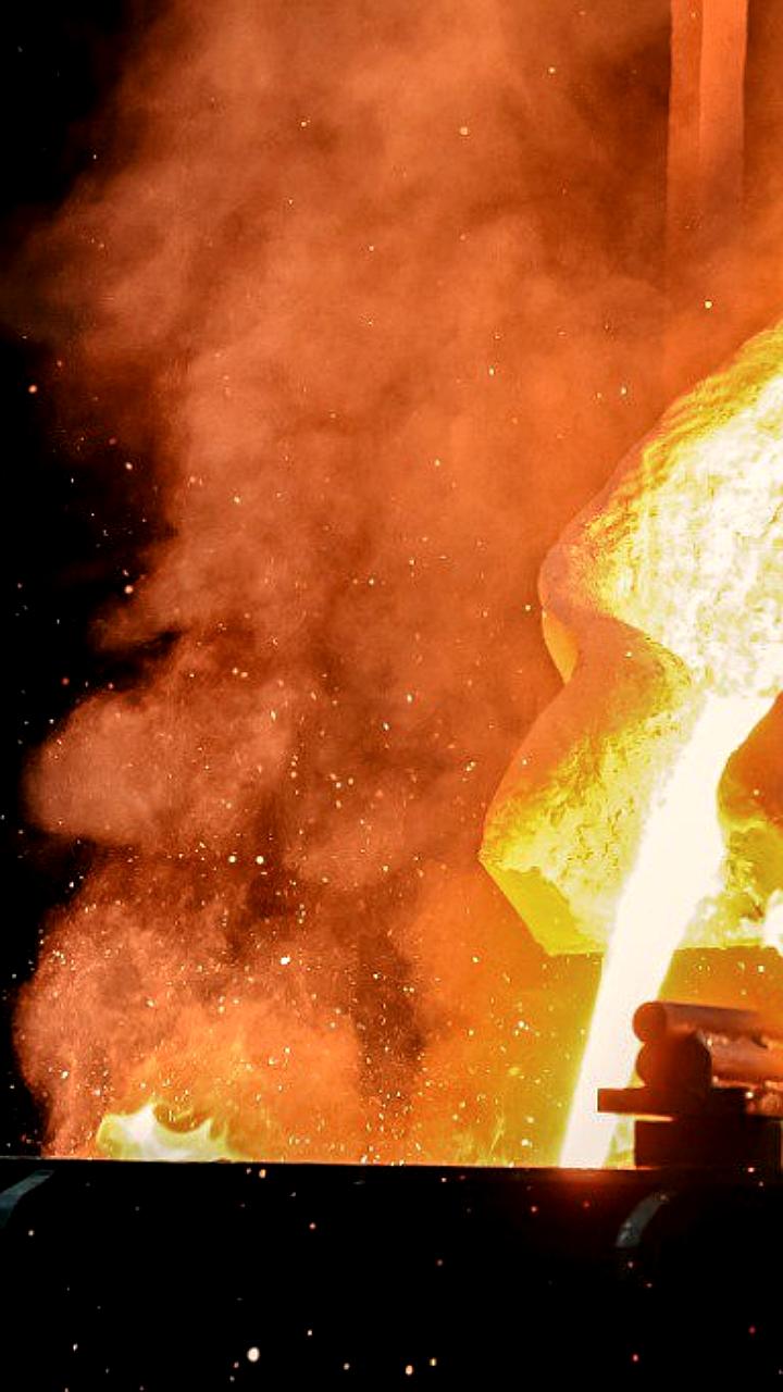 Запуск строительства новых судов на цифровой верфи в Карелии с участием высокопоставленных чиновников