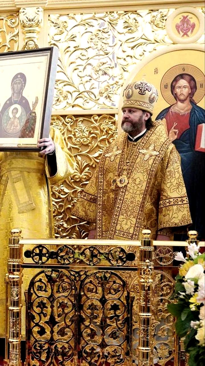 Патриарх Кирилл призвал россиян благодарить Бога за православную власть