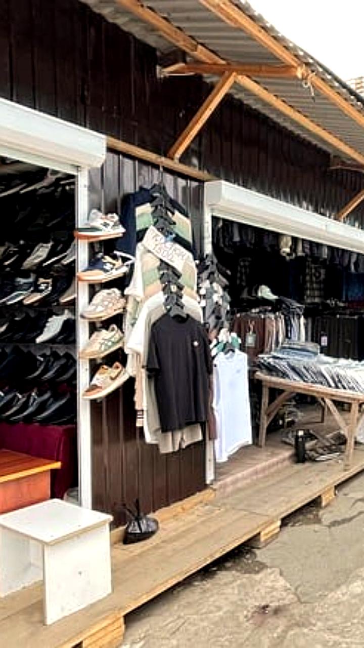 Владивостокский рынок на Школьной улице сменил владельца: Марк Косач из Хабаровска приобрел активы