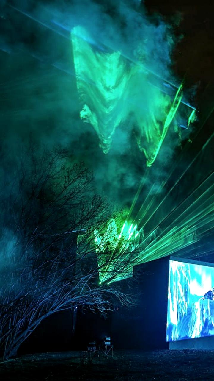 Световые шоу и проекции на Воробьевых горах: Зима в Москве