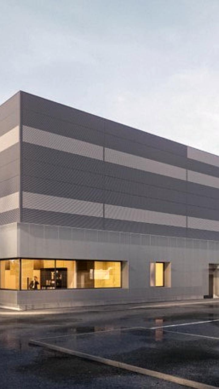 В Краснодаре продолжается строительство ТЦ Любимово и планируется достройка бизнес-центра на Первомайской