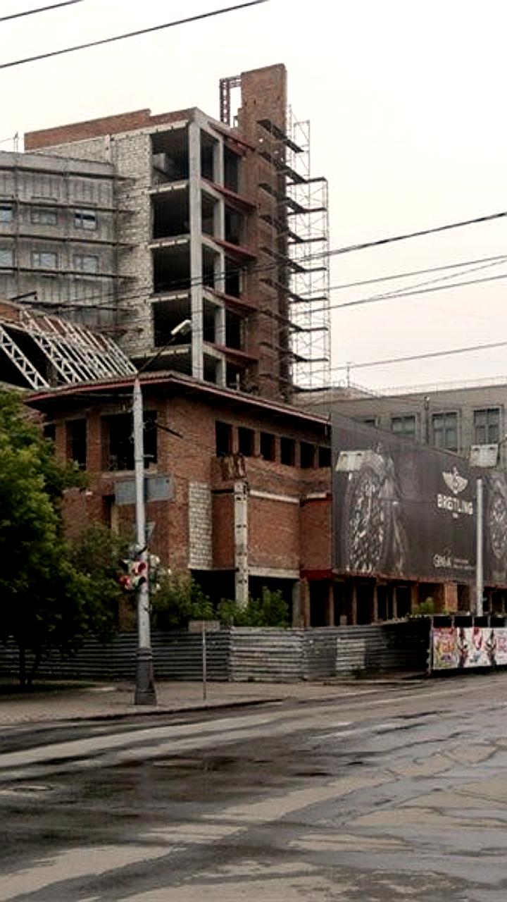 Недострой Эльдорадо в Красноярске выставлен на продажу с начальной ценой 224 млн рублей