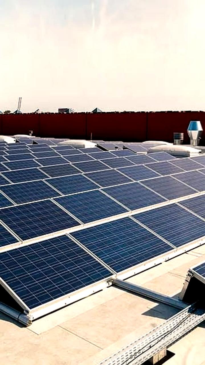 В Казахстане стартовало строительство солнечной электростанции мощностью 300 МВт и запущена первая СЭС на севере страны