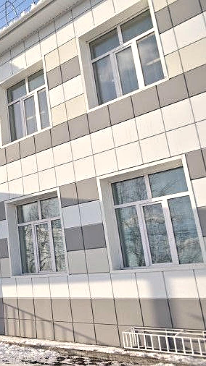 Строительство новых школ в Кабанском районе и на Сахалине продолжается