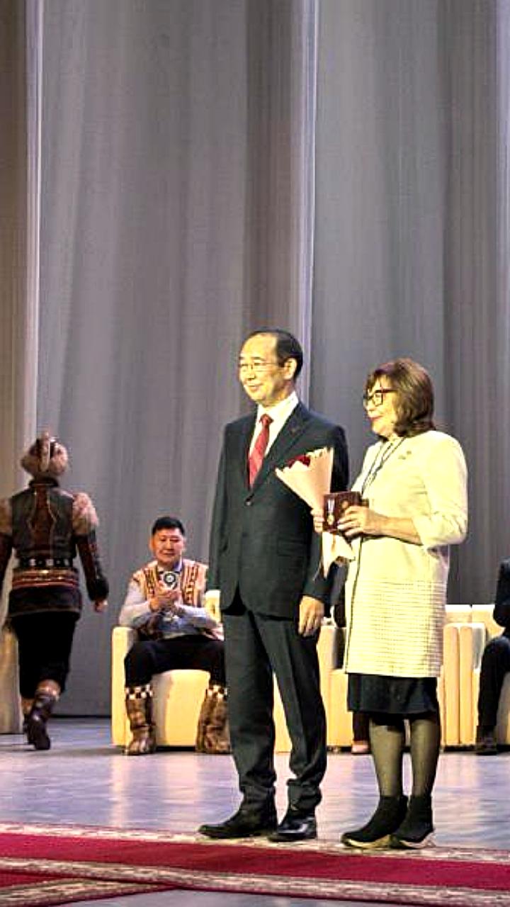 В Орске планируют увеличить оклады муниципальных служащих и изменить систему премирования