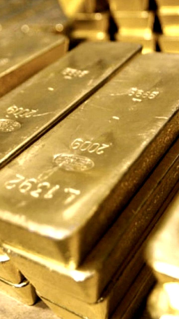 Биржевая цена золота достигла рекорда в 4400 долларов за тройскую унцию