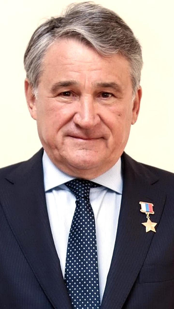 Юрий Воробьёв назначен сенатором от Смоленской области