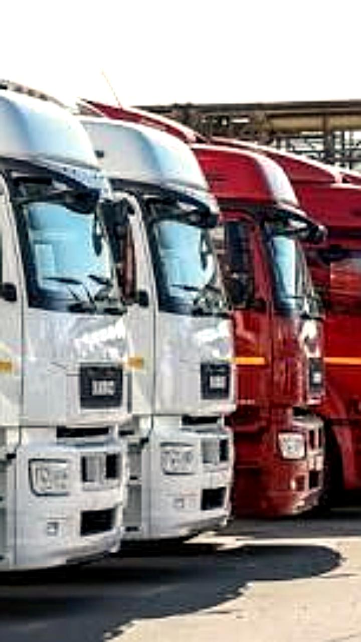 Кризис в российском транспортном секторе: 40% грузовиков простаивают, 7000 компаний на грани банкротства