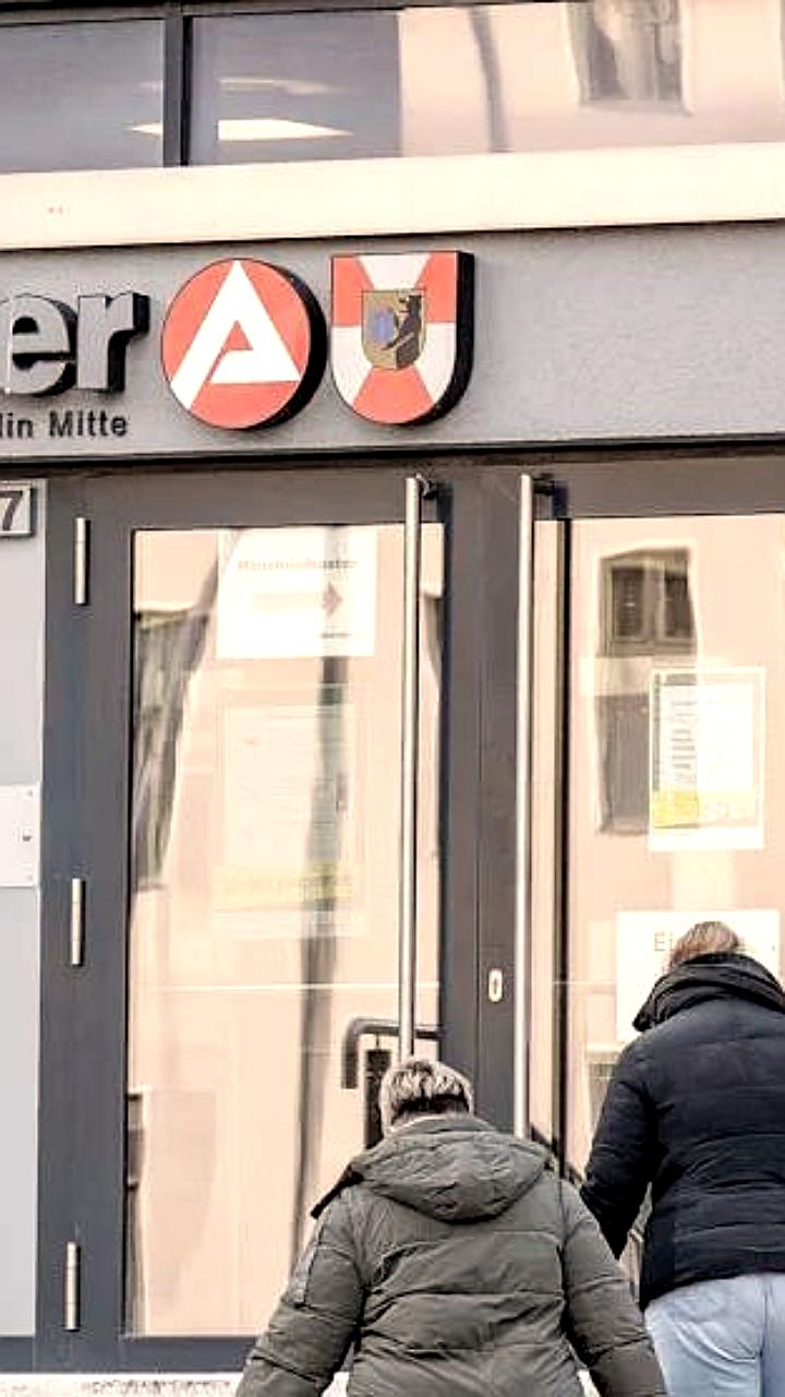 Правительство Германии утвердило новый законопроект о пособиях для безработных с 2026 года